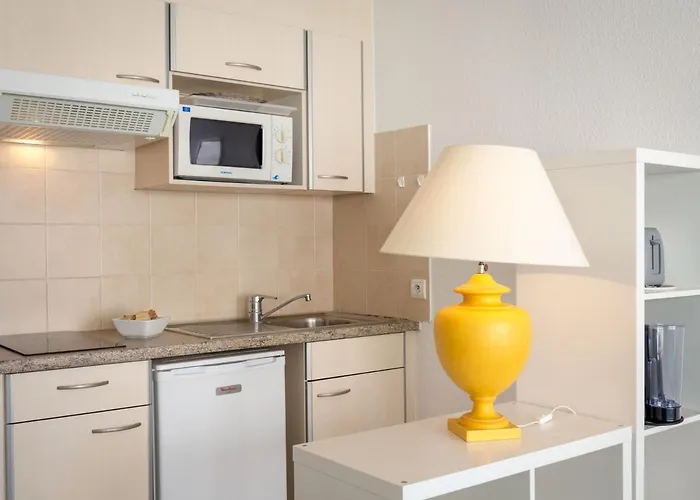 Apartmán Climatise Pour 3 Pers, A 50m De La Plage, Centre-ville Saint-raphael, Wifi, Parking Dispo - Fr-1-466a-38 Saint-Raphaël